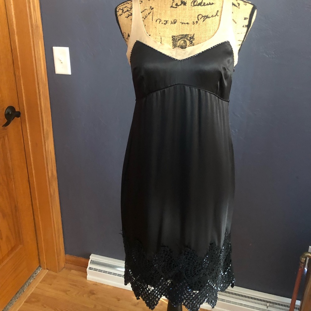 Laundry By Design Sz. 2 Petite 100% Silk Dress